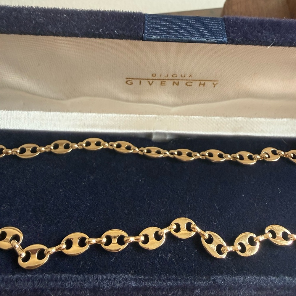 Givenchy Mariner Chain Necklace - Picture 7 of 7